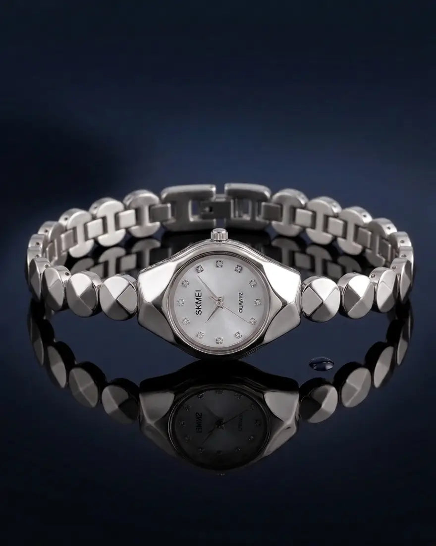 Women's Slim And Classy Dial For A Feminine Look Watch 1 silver watch